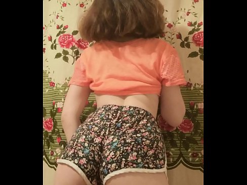 ❤️ Sexy junges Babe zieht ihre Shorts vor der Kamera aus ️ Just porn bei de.assay-define-smartlink.ru